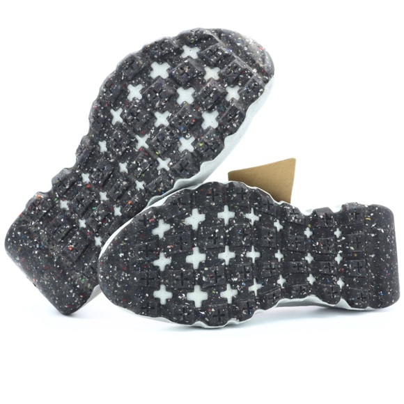 Nike Space Hippie 04 Women's 7.5 Shoes Sweet Beet-Team Red-Photon Dust Athletic - Picture 9 of 11